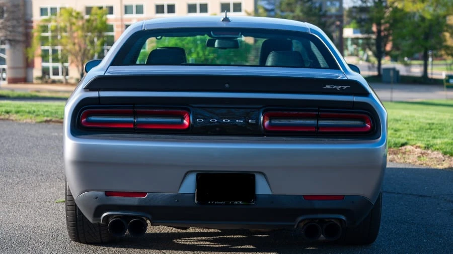2016 Dodge Challenger SRT Hellcat 3rd Gen - Image 26 of 31