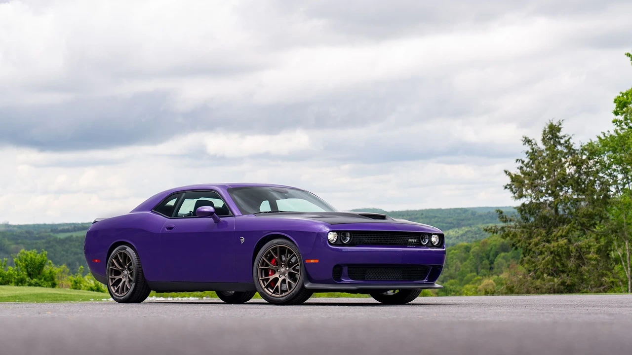 2016 Dodge Challenger SRT Hellcat 3rd Gen - Image 12 of 31