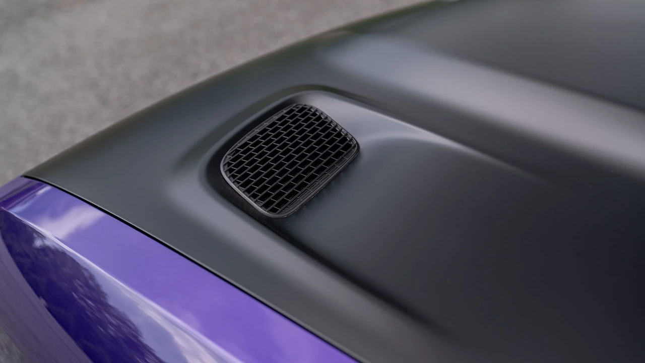 2016 Dodge Challenger SRT Hellcat 3rd Gen - Image 28 of 31