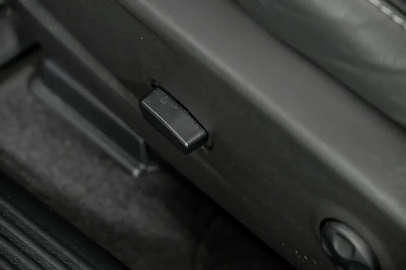 2016 Dodge Challenger SRT Hellcat 3rd Gen - Image 20 of 29
