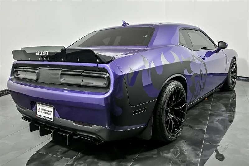 2016 Dodge Challenger SRT Hellcat 3rd Gen - Image 9 of 29
