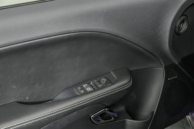 2016 Dodge Challenger SRT Hellcat 3rd Gen - Image 13 of 29