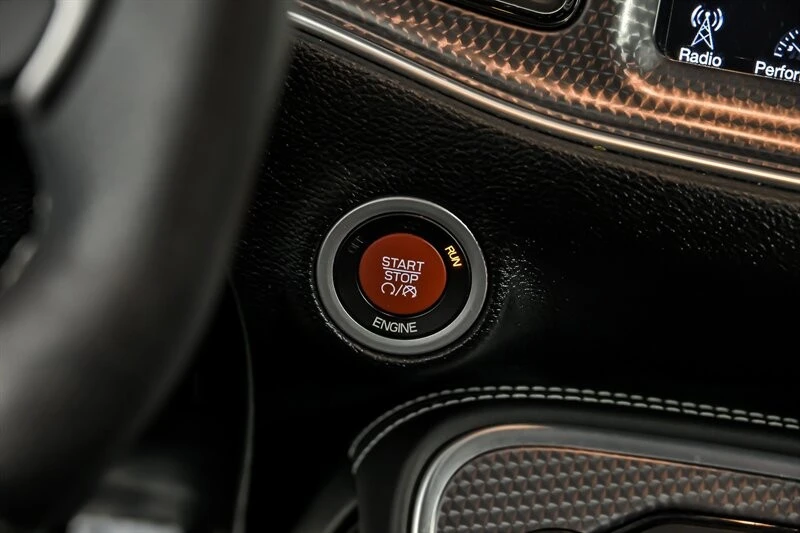 2016 Dodge Challenger SRT Hellcat 3rd Gen - Image 23 of 29