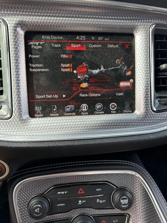 2016 Dodge Challenger SRT Hellcat 3rd Gen - Image 28 of 31