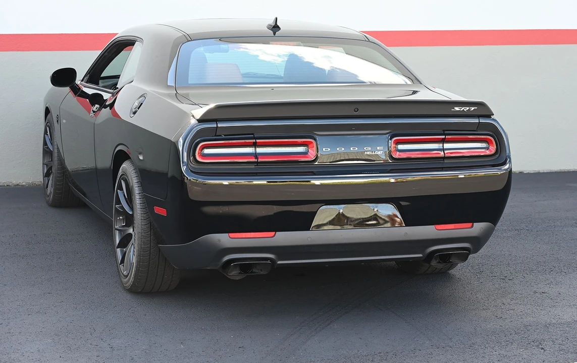 2016 Dodge Challenger SRT Hellcat 3rd Gen - Image 23 of 31