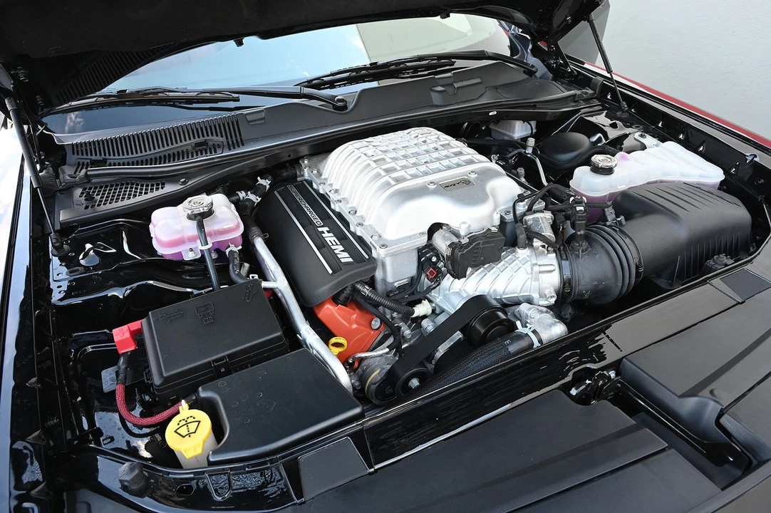 2016 Dodge Challenger SRT Hellcat 3rd Gen - Image 31 of 31