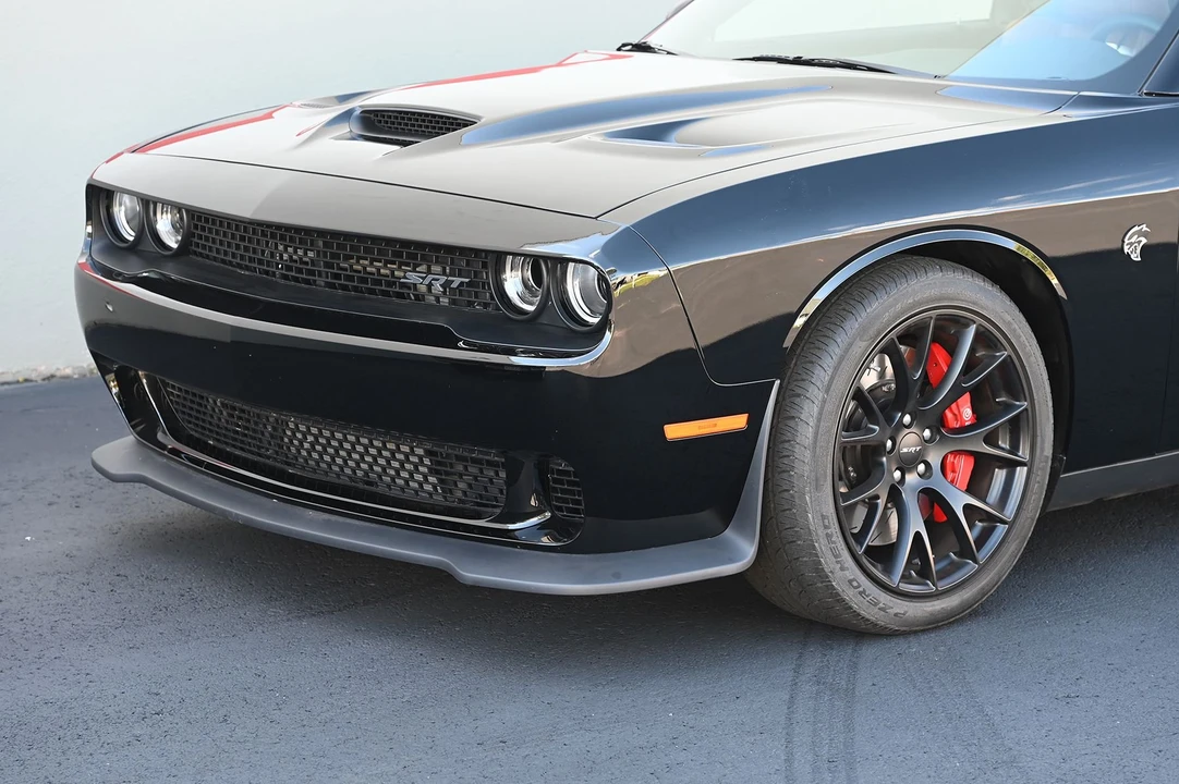 2016 Dodge Challenger SRT Hellcat 3rd Gen - Image 10 of 31