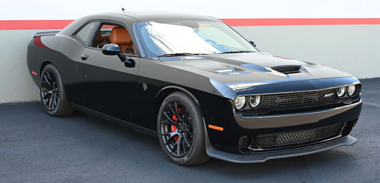 2016 Dodge Challenger SRT Hellcat 3rd Gen - Image 4 of 31