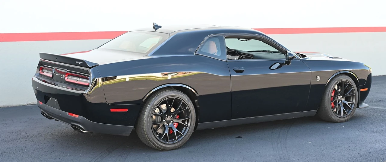 2016 Dodge Challenger SRT Hellcat 3rd Gen - Image 18 of 31