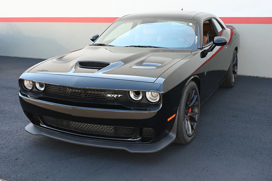 2016 Dodge Challenger SRT Hellcat 3rd Gen - Image 3 of 31