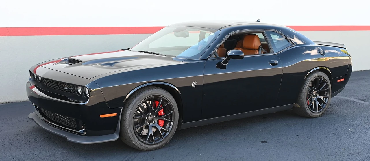 2016 Dodge Challenger SRT Hellcat 3rd Gen - Image 9 of 31