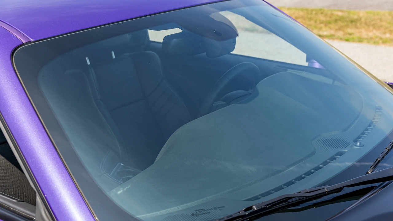 2016 Dodge Challenger SRT Hellcat 3rd Gen - Image 23 of 31