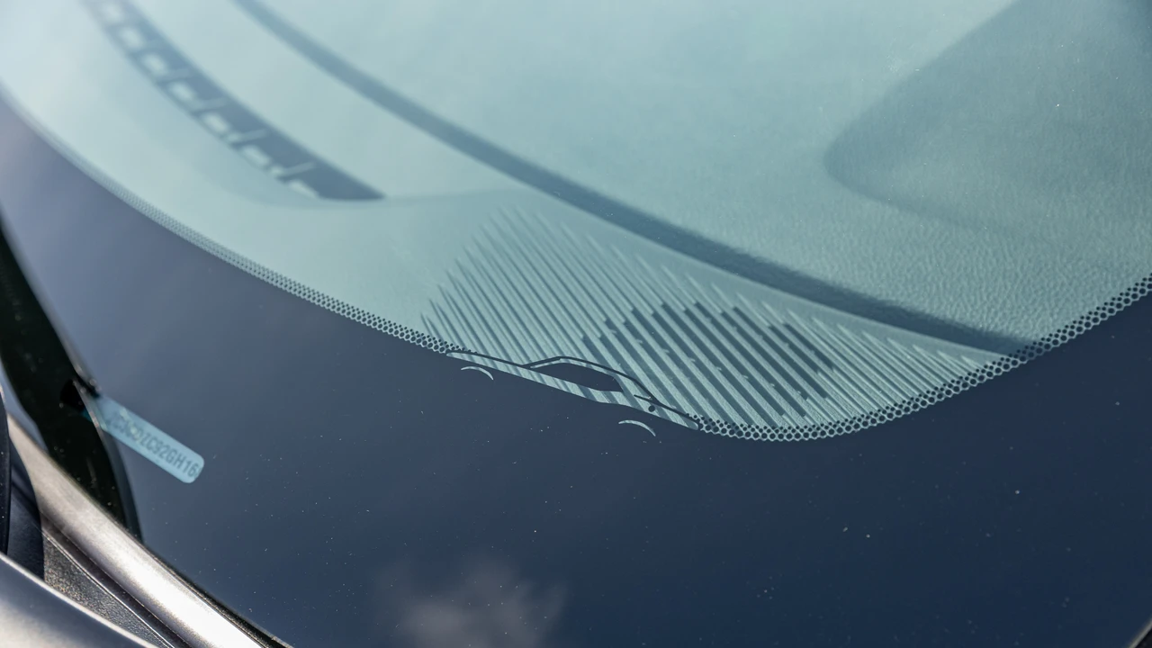 2016 Dodge Challenger SRT Hellcat 3rd Gen - Image 24 of 31
