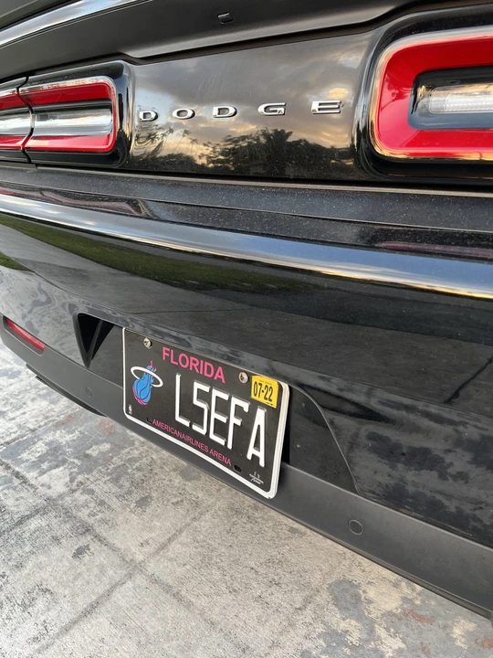 2016 Dodge Challenger SRT Hellcat 3rd Gen - Image 29 of 31