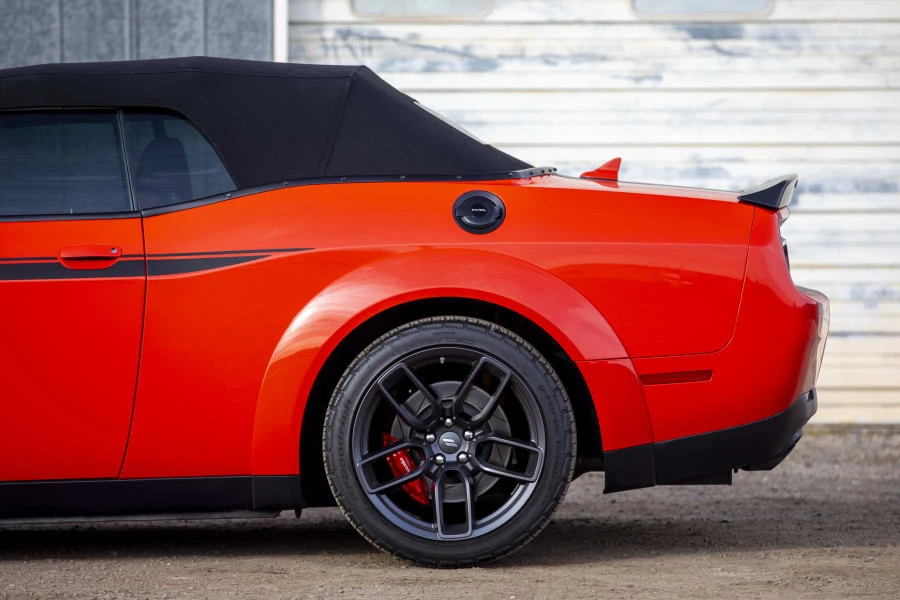 2016 Dodge Challenger SRT Hellcat 3rd Gen - Image 30 of 31