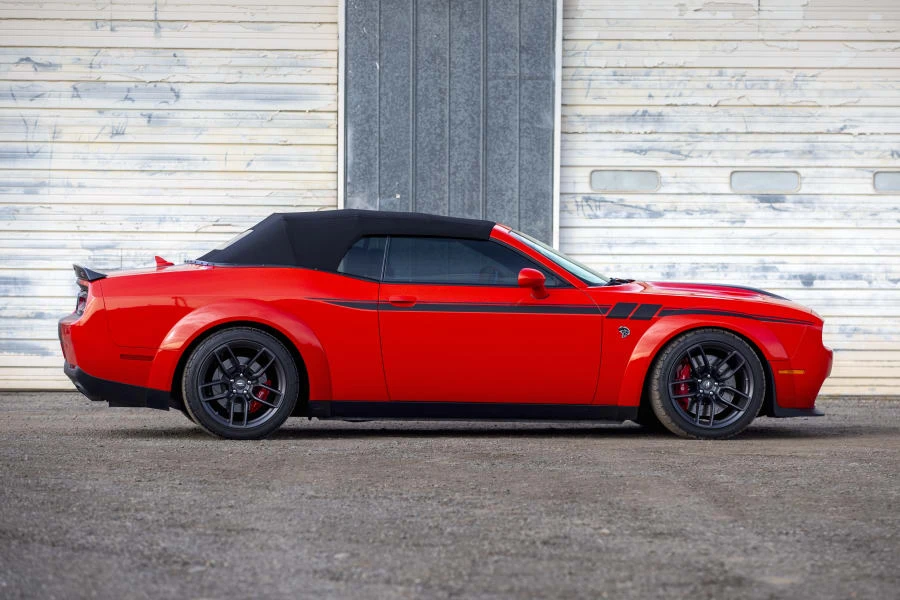 2016 Dodge Challenger SRT Hellcat 3rd Gen - Image 11 of 31