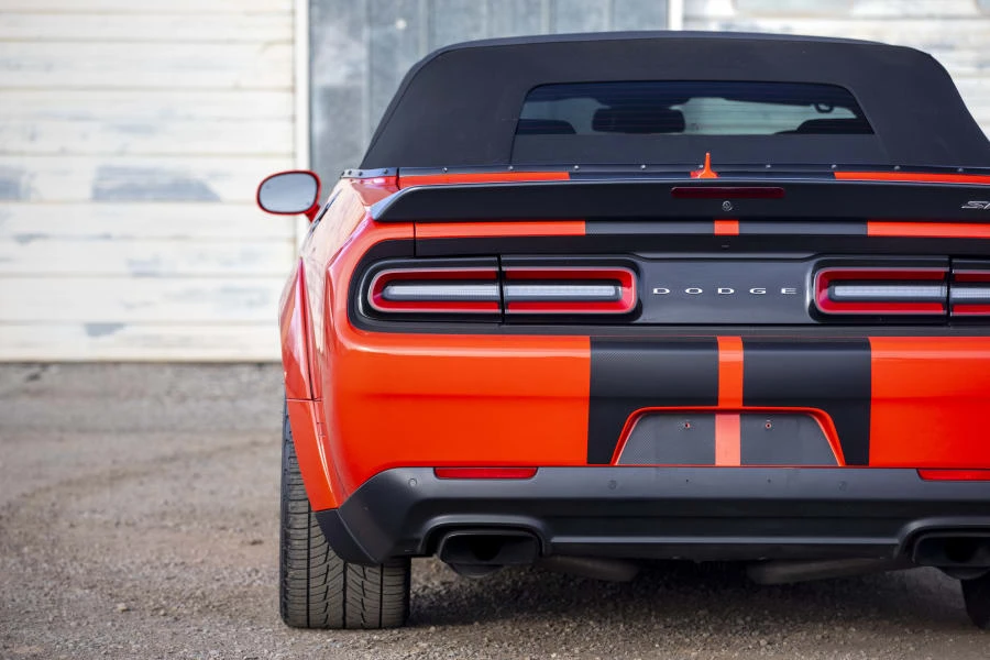 2016 Dodge Challenger SRT Hellcat 3rd Gen - Image 15 of 31