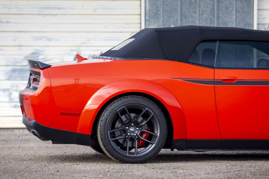 2016 Dodge Challenger SRT Hellcat 3rd Gen - Image 22 of 31