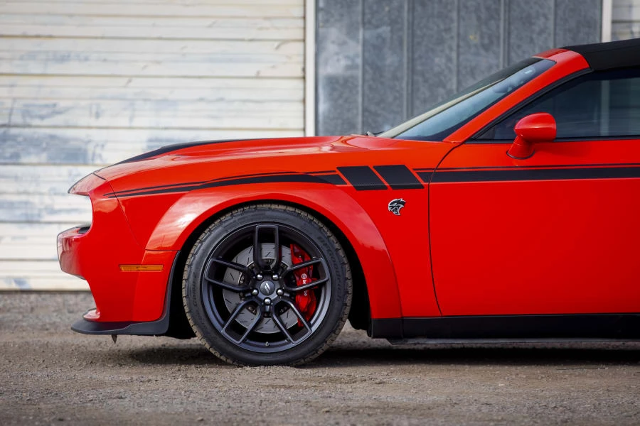 2016 Dodge Challenger SRT Hellcat 3rd Gen - Image 27 of 31