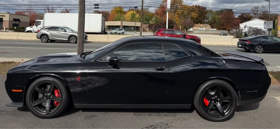 2016 Dodge Challenger SRT Hellcat 3rd Gen - Image 4 of 12