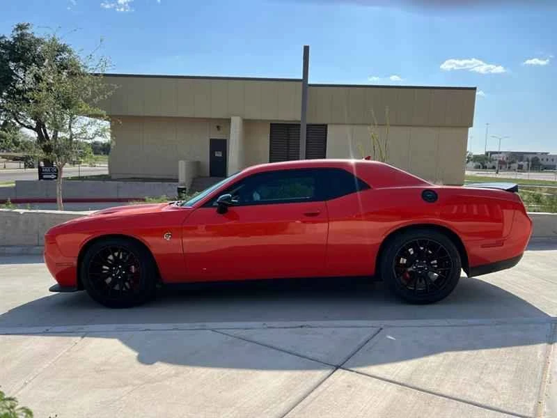 2016 Dodge Challenger SRT Hellcat 3rd Gen - Image 5 of 20