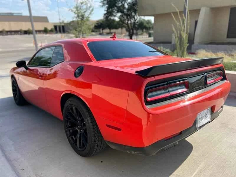 2016 Dodge Challenger SRT Hellcat 3rd Gen - Image 4 of 20