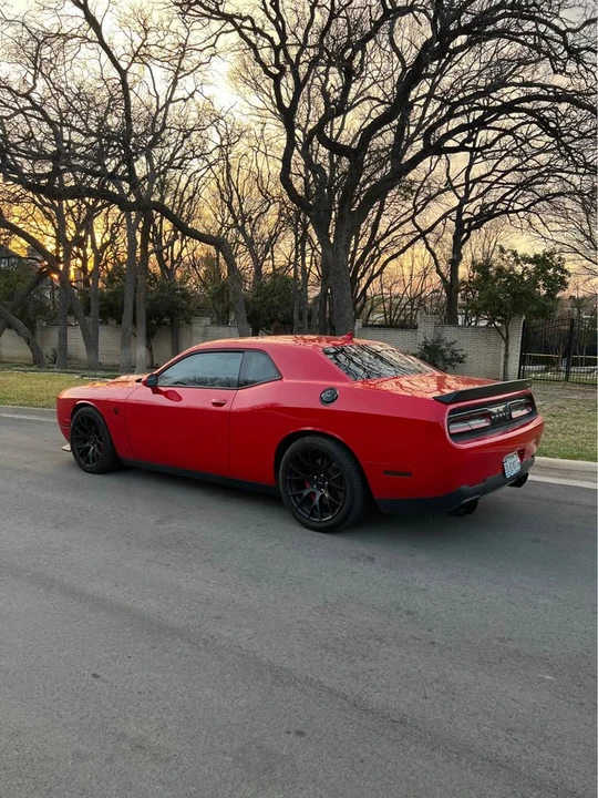 2016 Dodge Challenger SRT Hellcat 3rd Gen - Image 3 of 11
