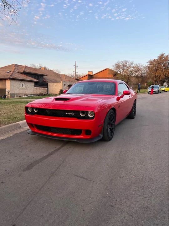 2016 Dodge Challenger SRT Hellcat 3rd Gen - Image 2 of 11