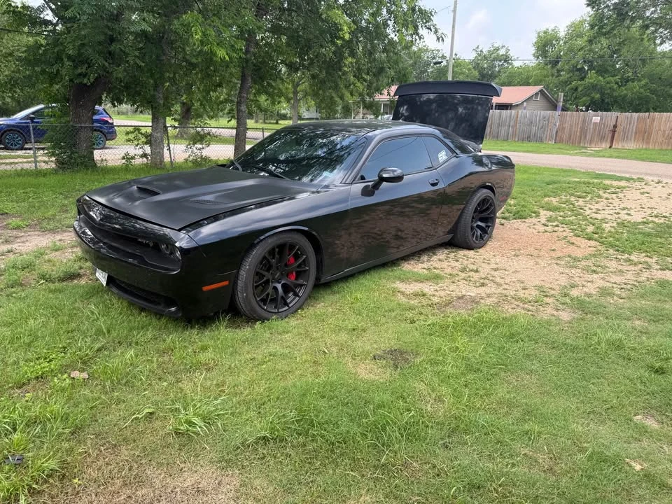 2016 Dodge Challenger SRT Hellcat 3rd Gen - Image 14 of 20