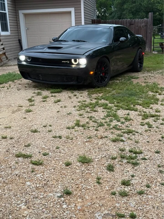 2016 Dodge Challenger SRT Hellcat 3rd Gen - Image 15 of 20