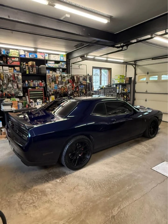 2016 Dodge Challenger SRT Hellcat 3rd Gen - Image 15 of 15