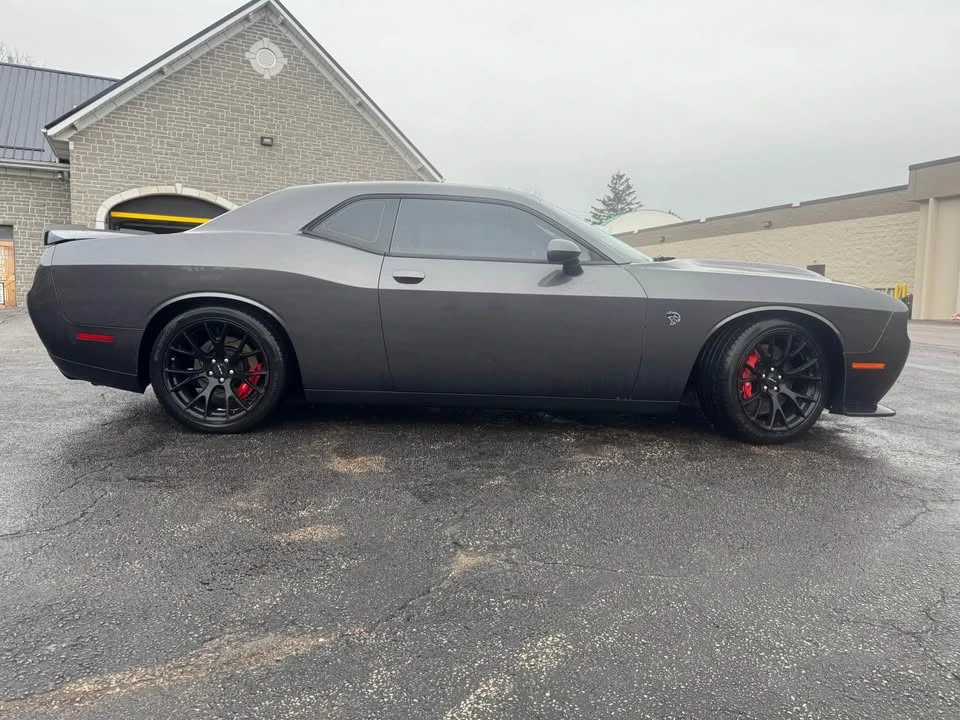 2016 Dodge Challenger SRT Hellcat 3rd Gen - Image 5 of 10