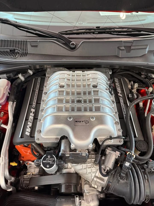 2016 Dodge Challenger SRT Hellcat 3rd Gen - Image 7 of 16