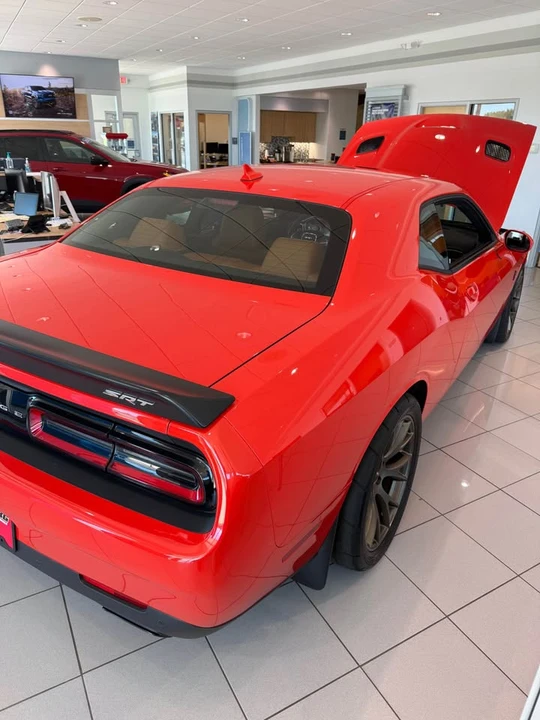 2016 Dodge Challenger SRT Hellcat 3rd Gen - Image 4 of 16