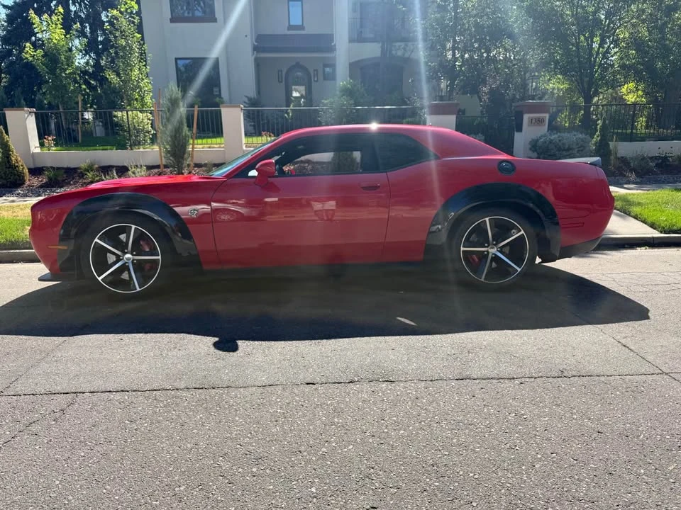 2016 Dodge Challenger SRT Hellcat 3rd Gen - Image 2 of 18