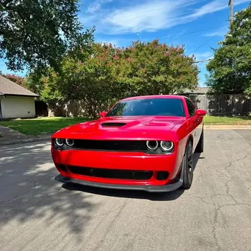 2016 Dodge Challenger SRT Hellcat Coupe 2D