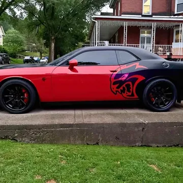 2016 Dodge Challenger SRT Hellcat Coupe 2D