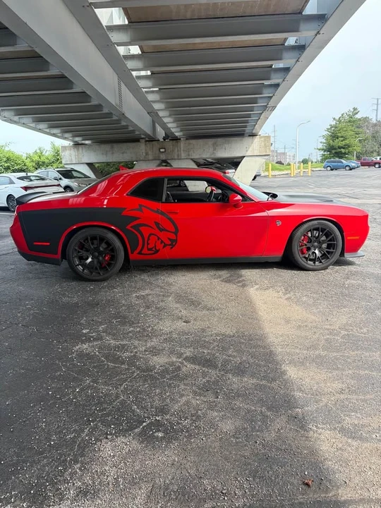 2016 Dodge Challenger SRT Hellcat 3rd Gen - Image 7 of 13