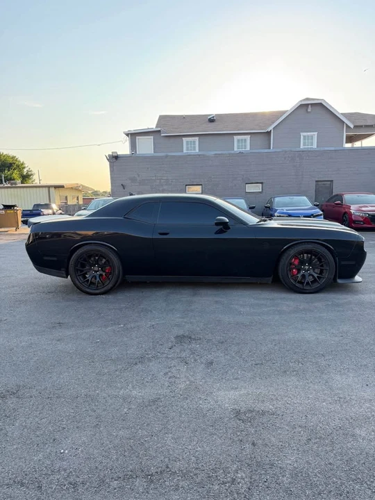 2016 Dodge Challenger SRT Hellcat 3rd Gen - Image 4 of 17