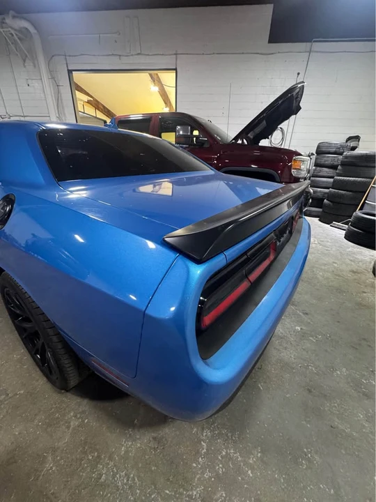 2016 Dodge Challenger SRT Hellcat 3rd Gen - Image 10 of 15