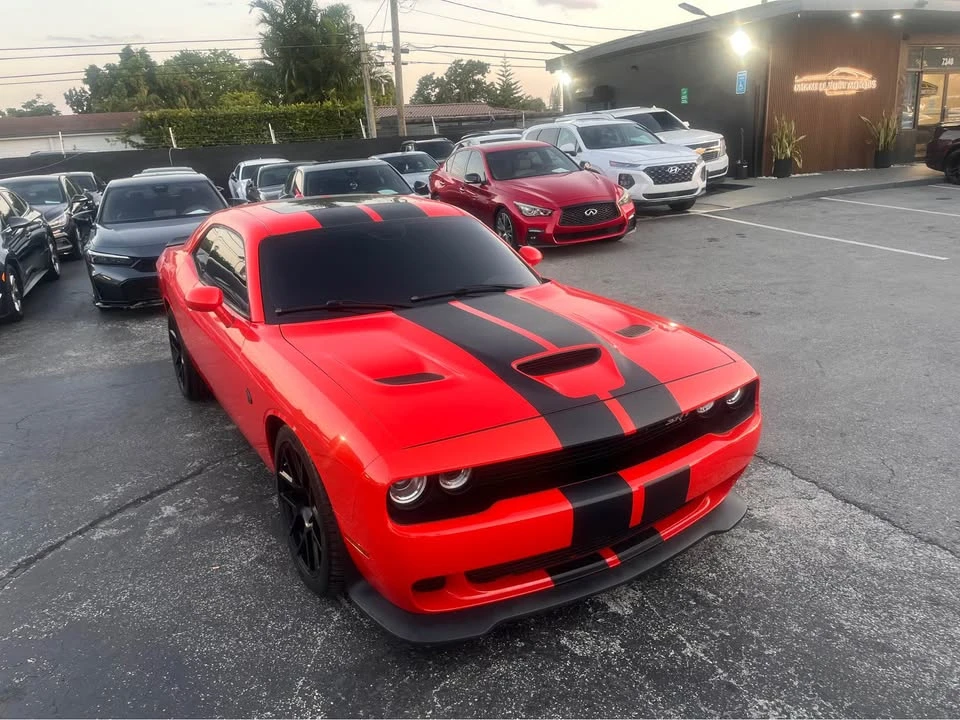2016 Dodge Challenger SRT Hellcat 3rd Gen - Image 4 of 12