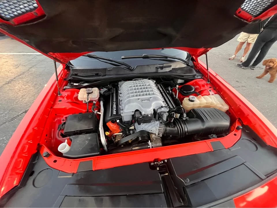 2016 Dodge Challenger SRT Hellcat 3rd Gen - Image 11 of 12