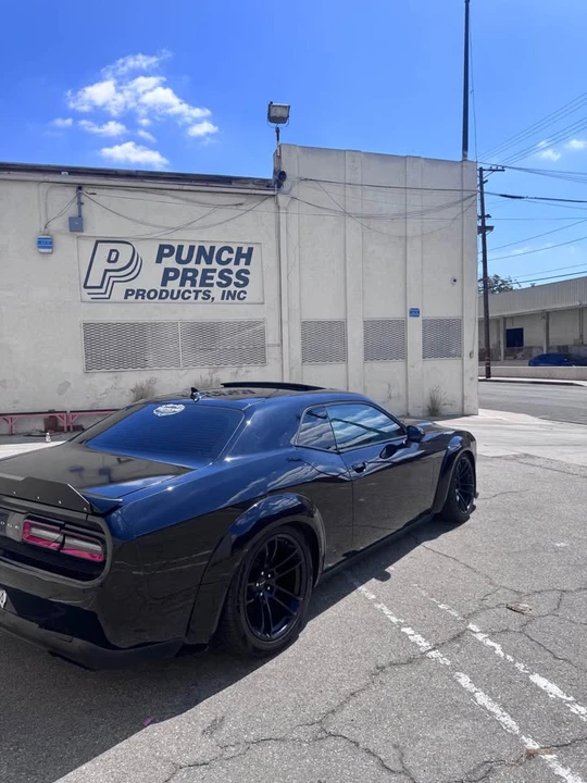2016 Dodge Challenger SRT Hellcat 3rd Gen - Image 5 of 10