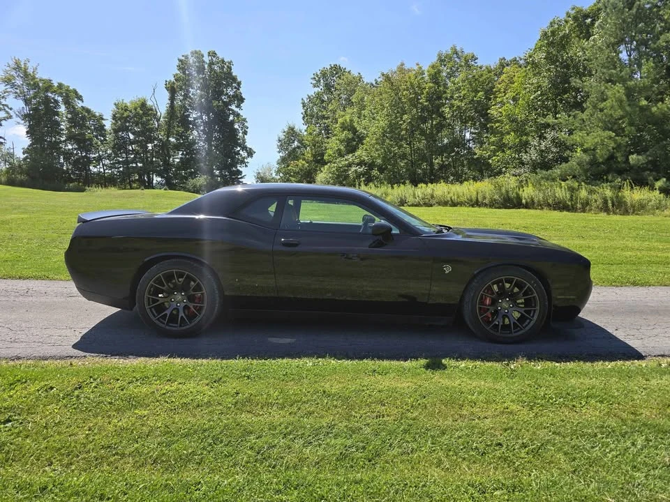 2016 Dodge Challenger SRT Hellcat 3rd Gen - Image 8 of 16