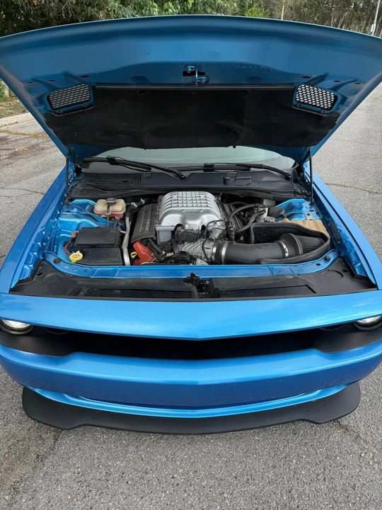 2016 Dodge Challenger SRT Hellcat 3rd Gen - Image 10 of 15