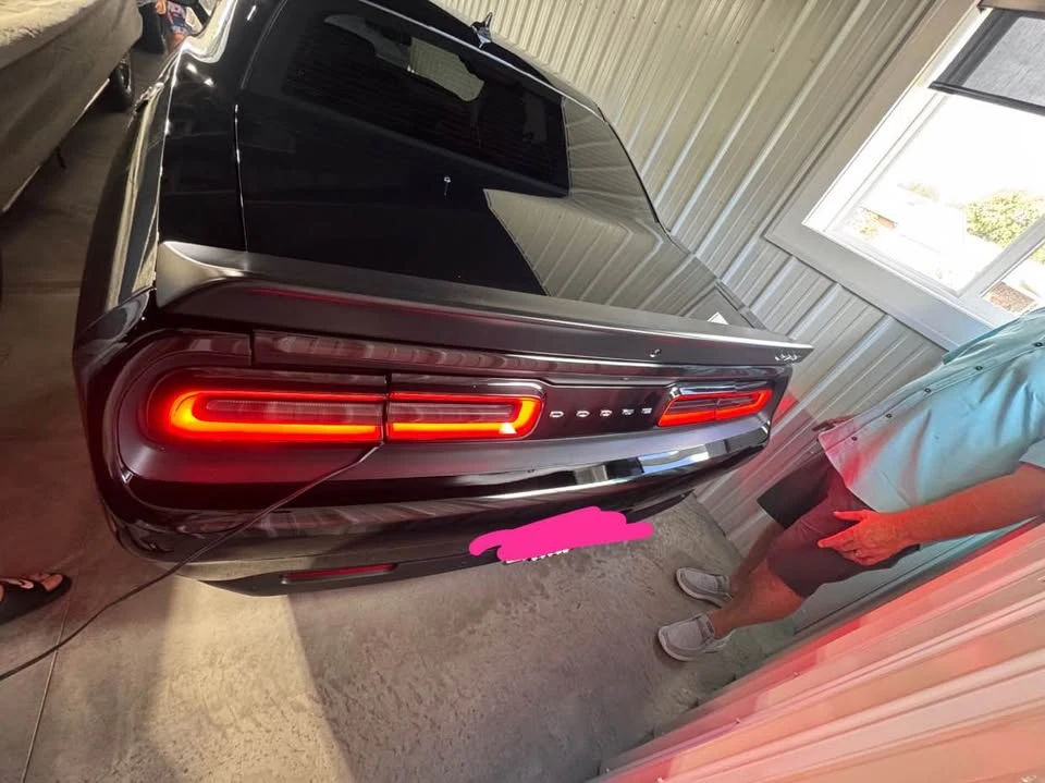 2016 Dodge Challenger SRT Hellcat 3rd Gen - Image 3 of 8