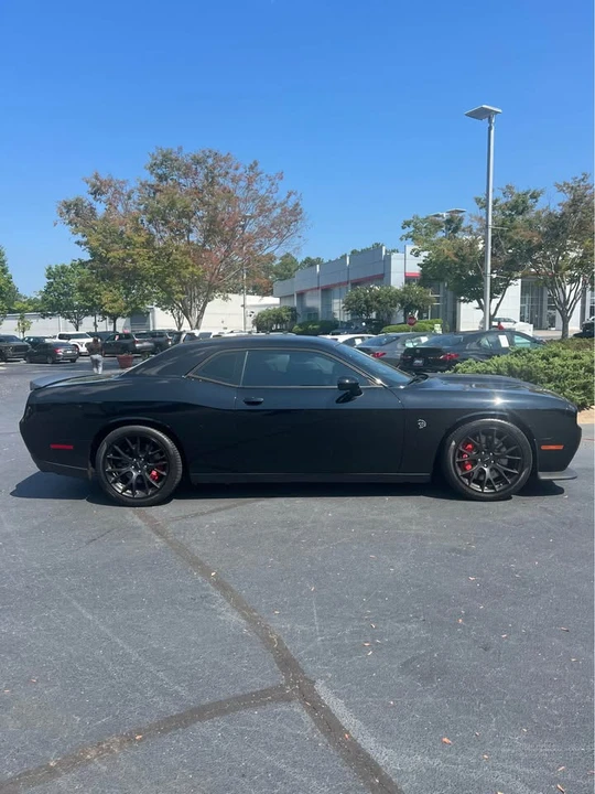 2016 Dodge Challenger SRT Hellcat 3rd Gen - Image 3 of 10
