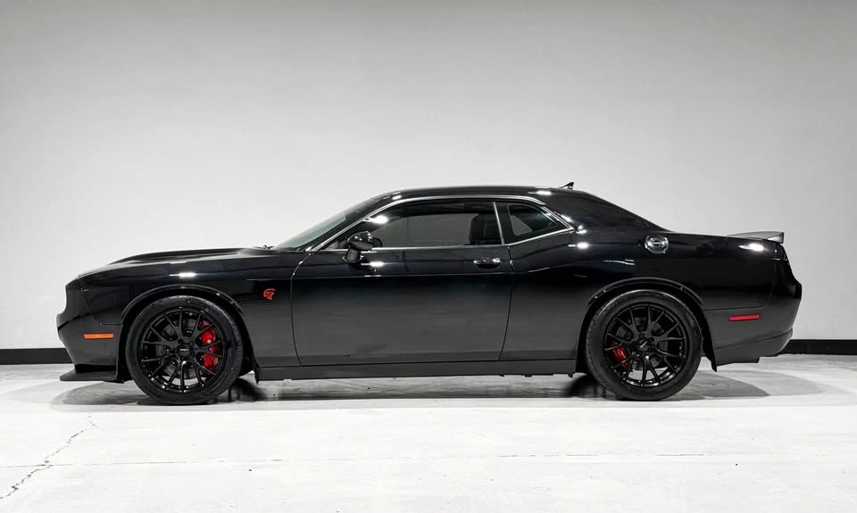 2016 Dodge Challenger SRT Hellcat 3rd Gen - Image 10 of 20