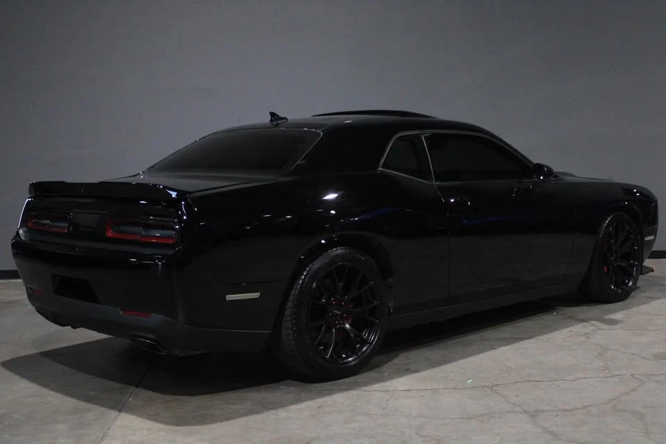 2016 Dodge Challenger SRT Hellcat 3rd Gen - Image 3 of 8