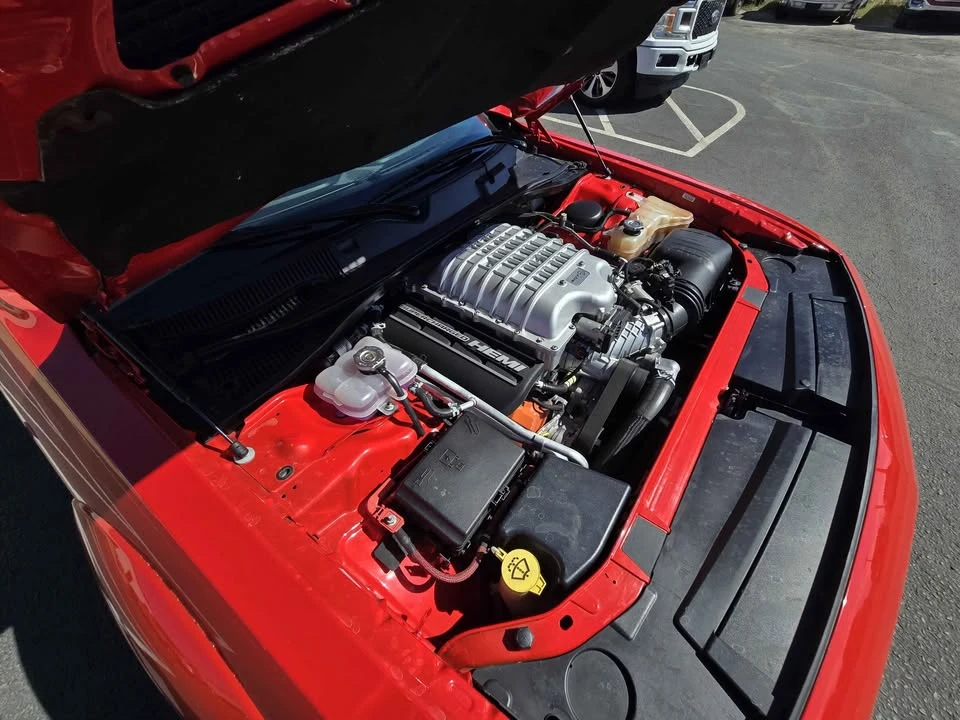 2016 Dodge Challenger SRT Hellcat 3rd Gen - Image 11 of 19